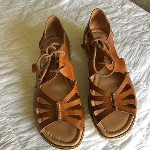 Pikolinos sandals